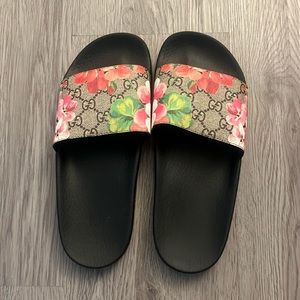 Gucci Slides Size 7